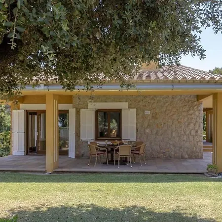 Holiday home One Of The Loved 500m From The By Renthousing