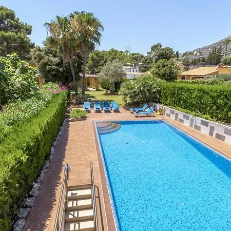 One Of The Loved 500m From The By Renthousing *